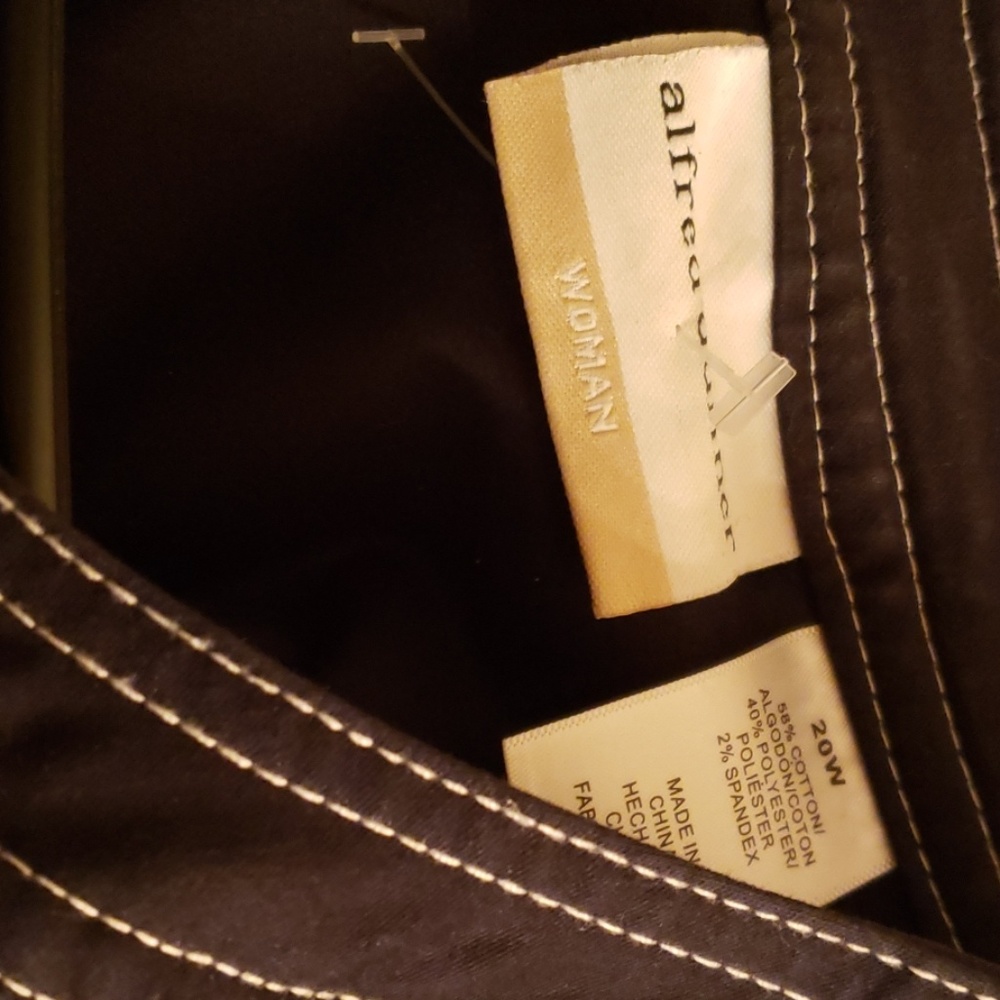 Jacket - Picture 3 of 4